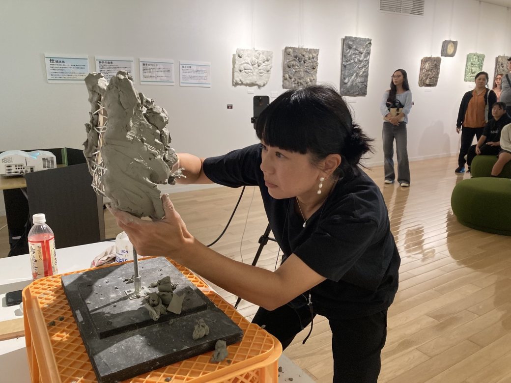 Live Shisa Making - Yuko Ueno
